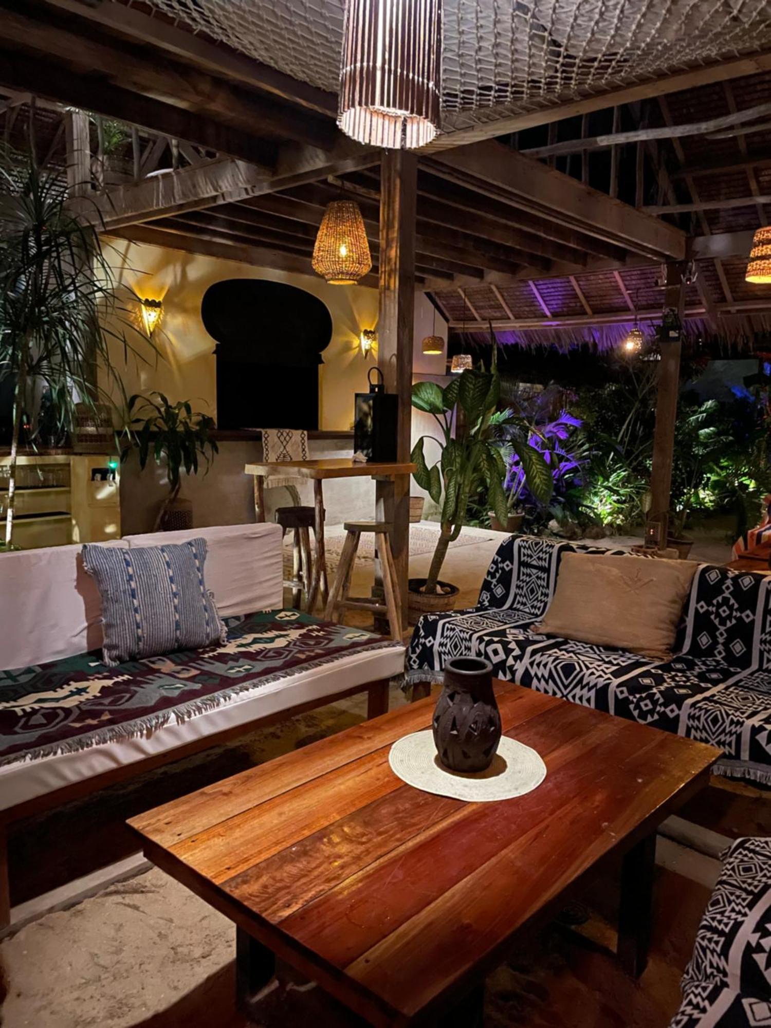 מלון ג'נרל לונה La Boheme Boutique Glamping מראה חיצוני תמונה