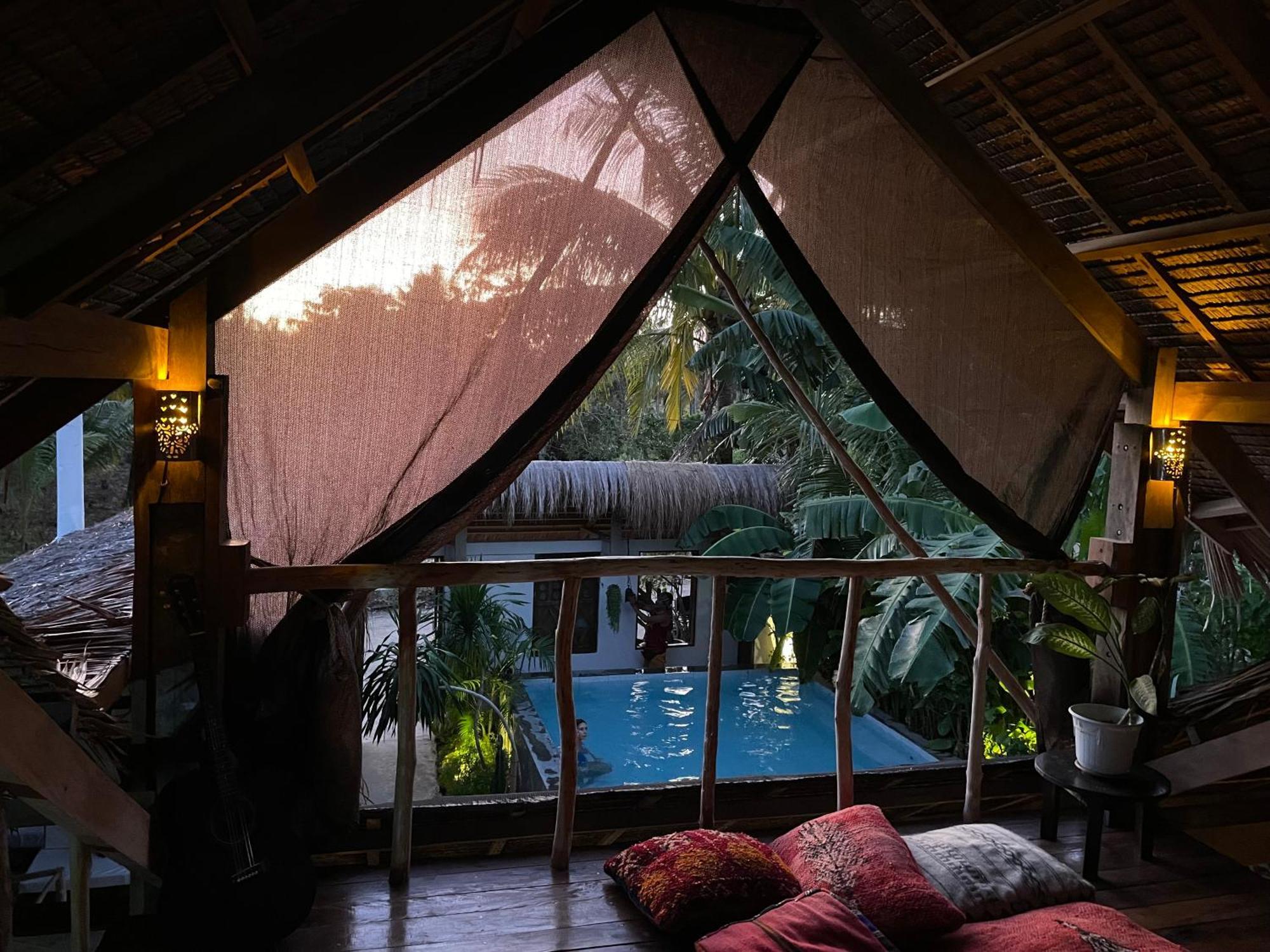 מלון ג'נרל לונה La Boheme Boutique Glamping מראה חיצוני תמונה